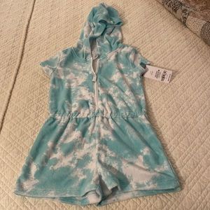 Carter’s Cover Up/ Romper size 4T/4A